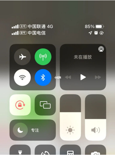莎车苹果手机维修分享iPhone双卡信号解决办法 